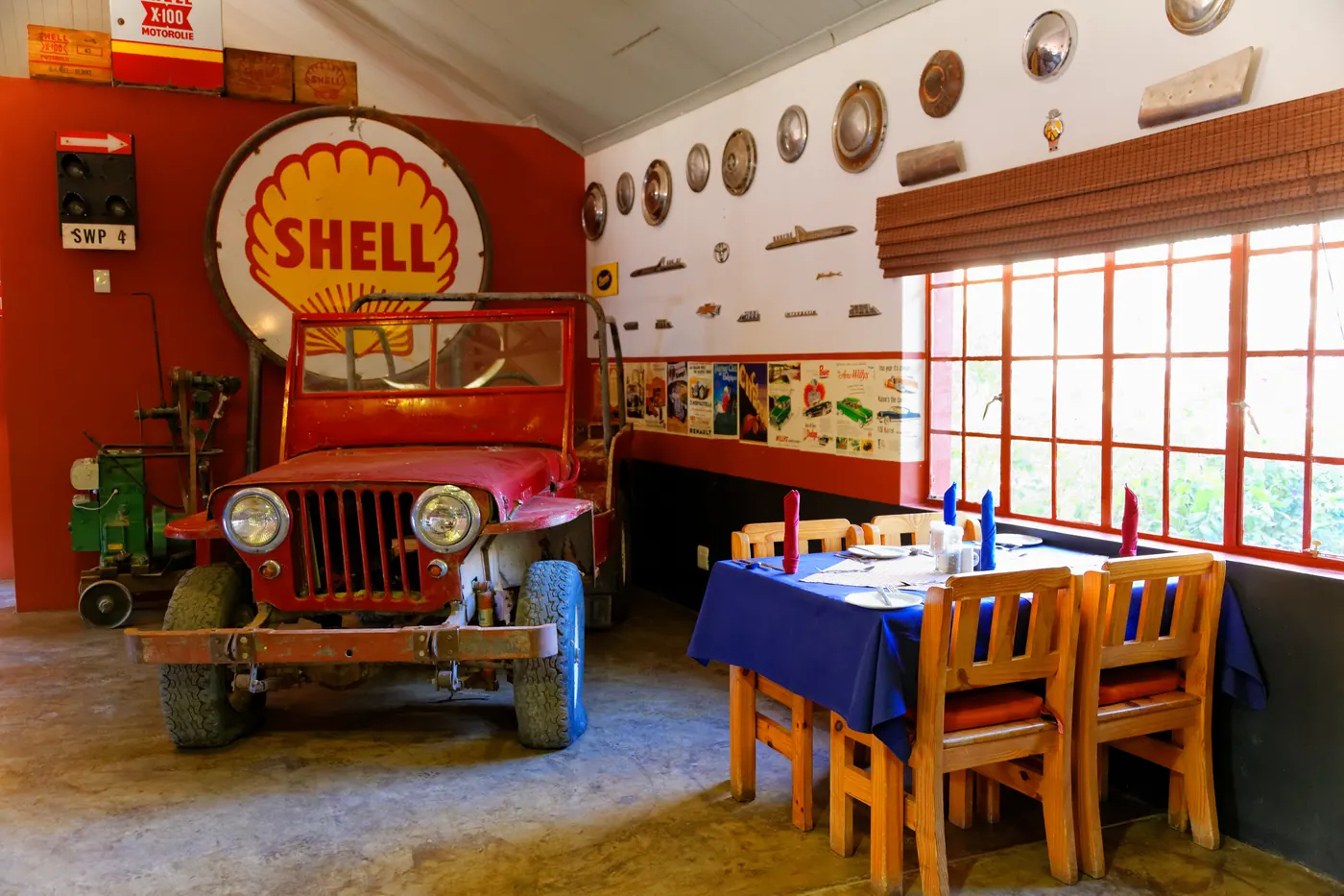 Canyon Roadhouse - Gondwana Collection
