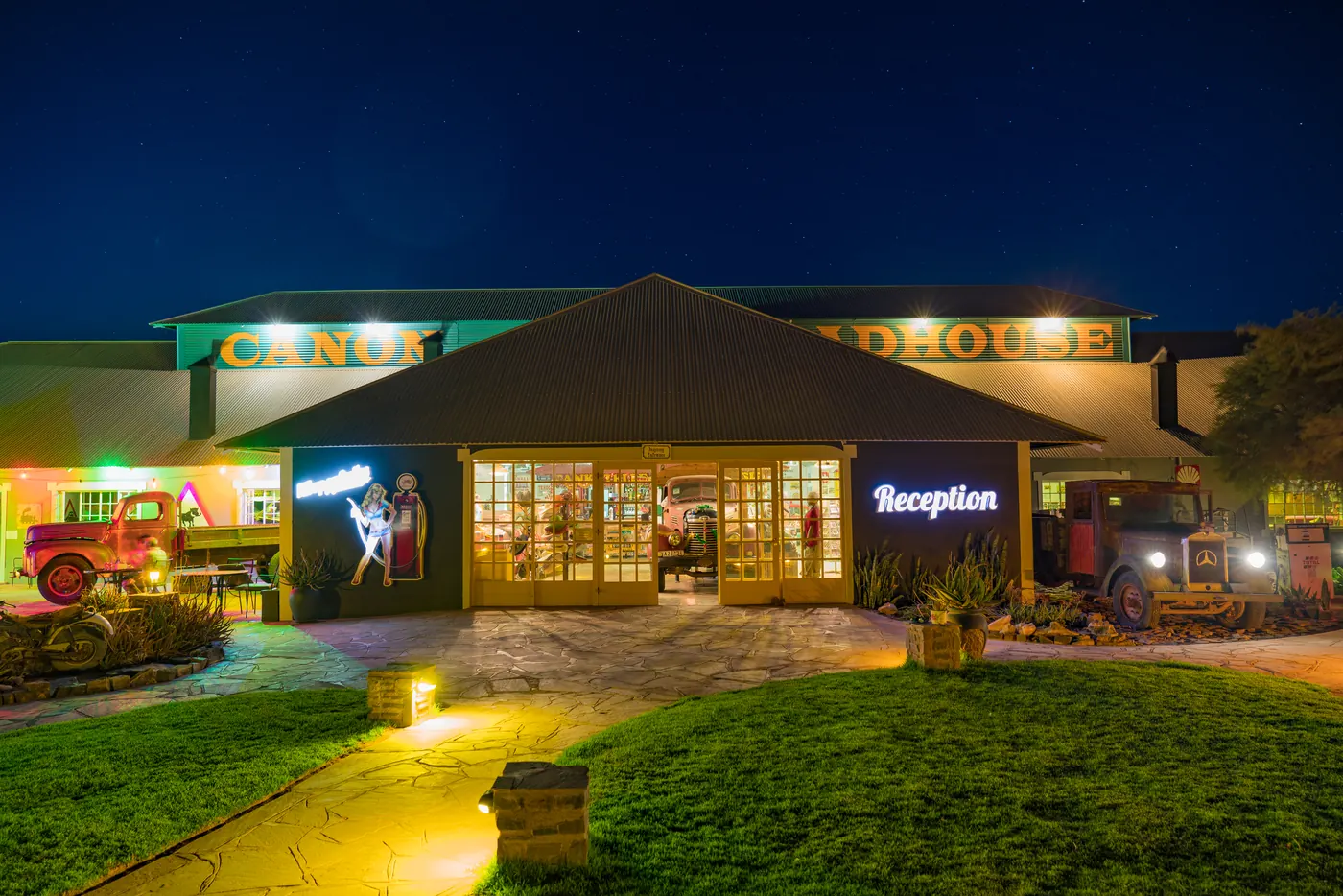 Canyon Roadhouse - Gondwana Collection